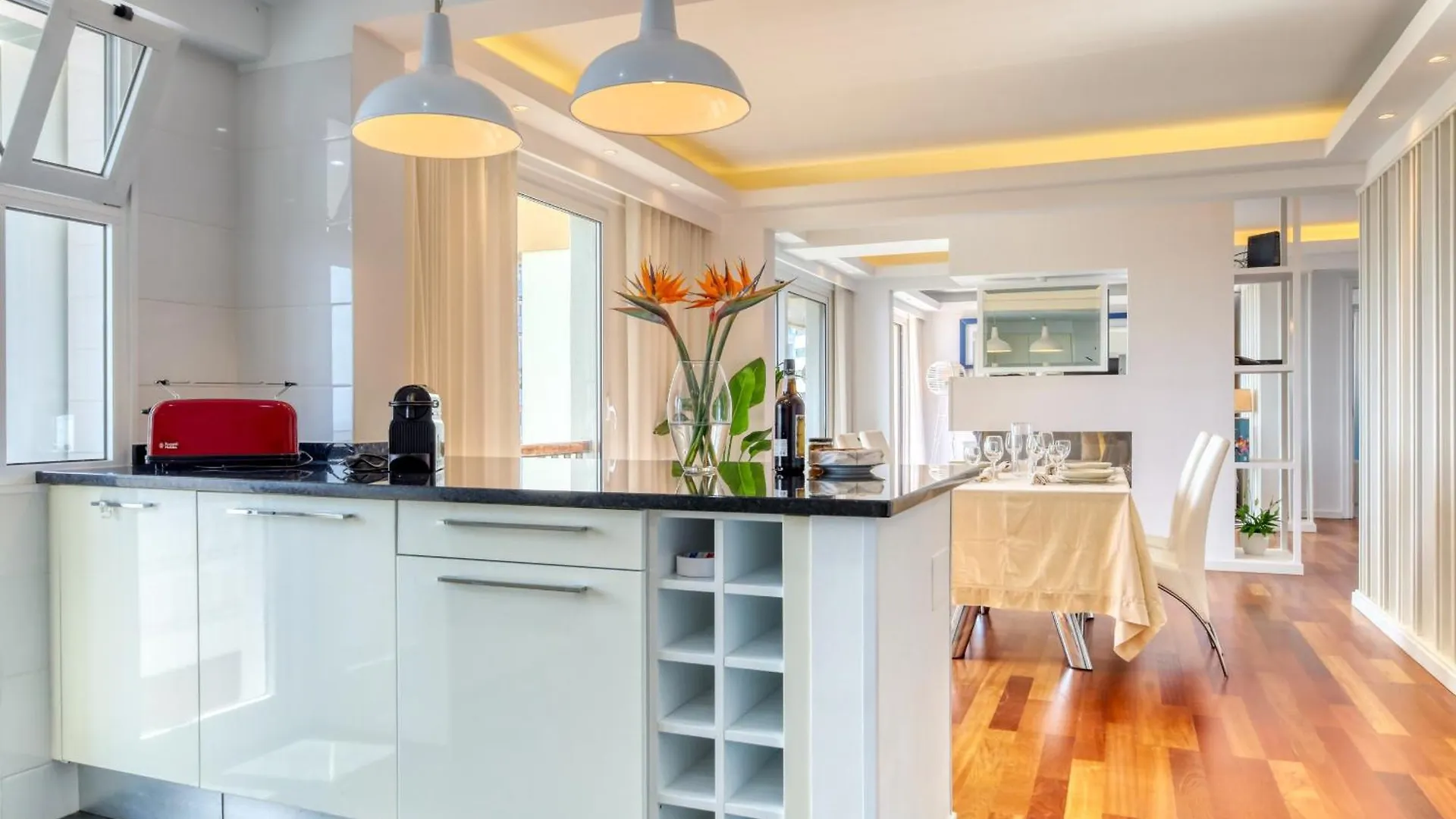 Baia Cliff View, A Home In Madeira Фуншал 0*,  Португалия